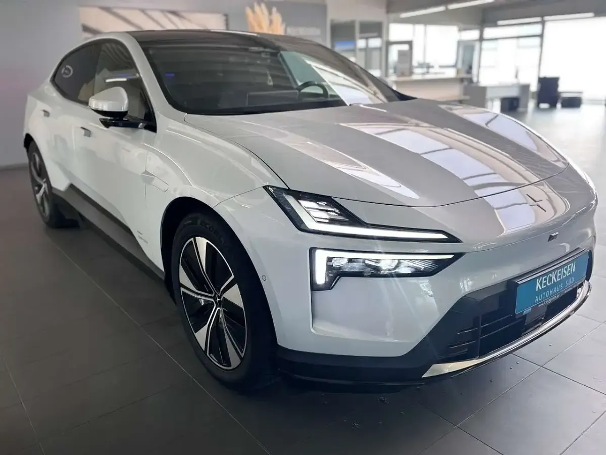 Usata Polestar 4 Pilot 200 kW (272 CV) 2024 Grigio SUV