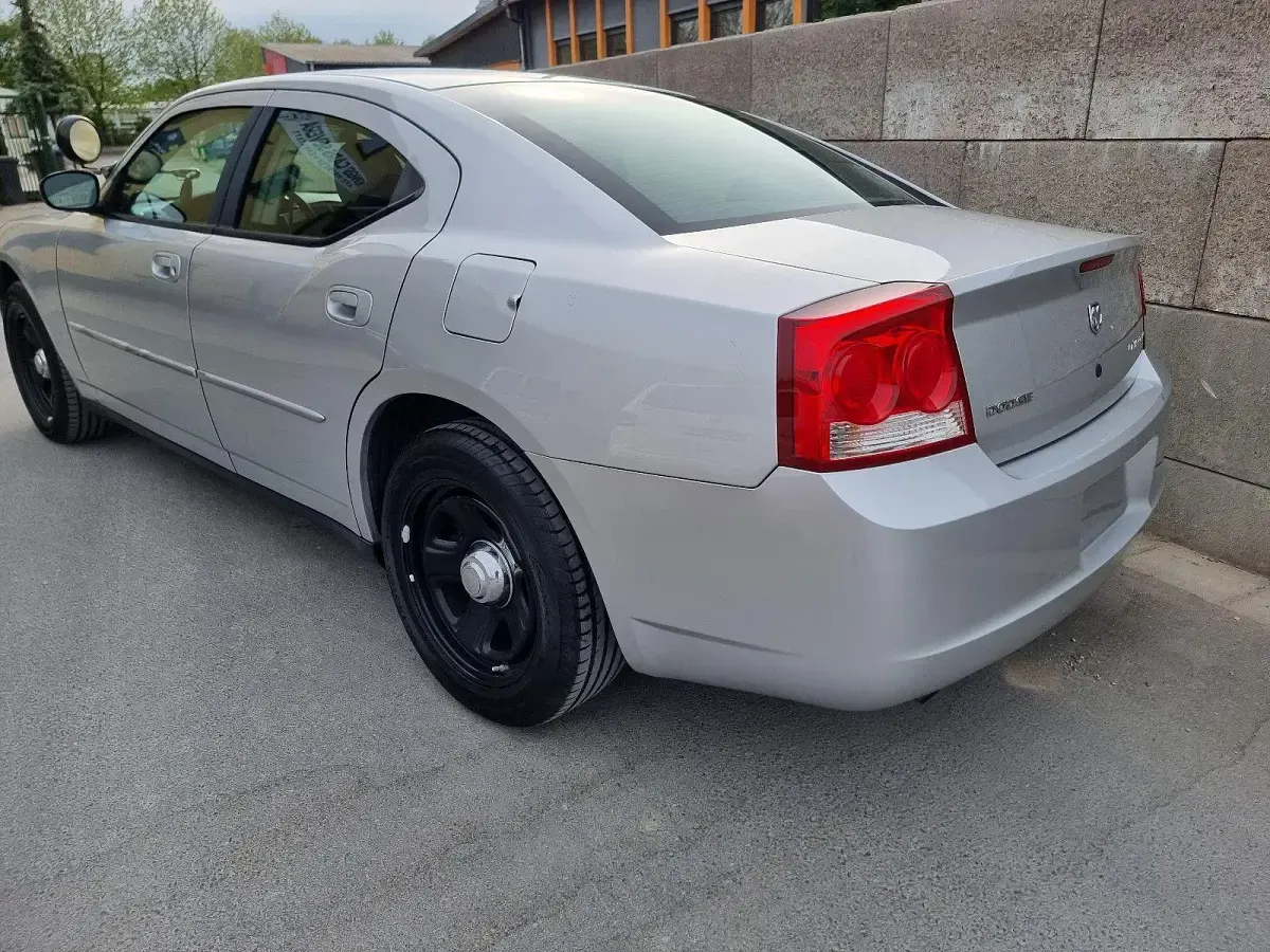 Brugt Dodge Charger 375 HK (275 kW) 2010 Sølv Sedan