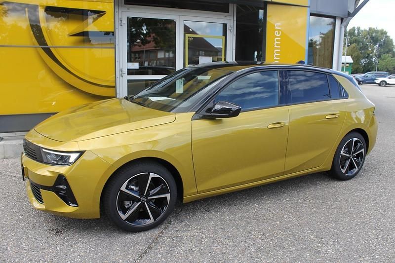 Gebraucht Opel Astra 131 PS (96 kW) 2025 Kult gelb Limousine