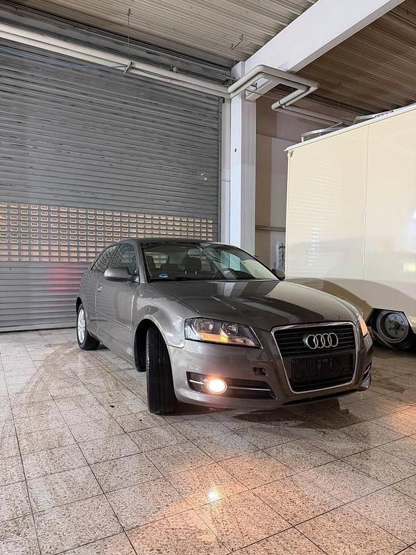 Braun Gebraucht 2011 Audi A3 Limousine | 4.500 € (Guter Preis) - Bild 1/4