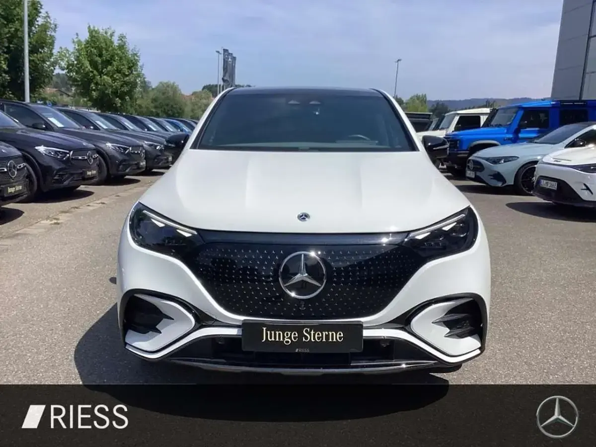 Gebraucht Mercedes EQE350 AMG 214 kW (292 PS) 2025 Unilack polarweiß SUV