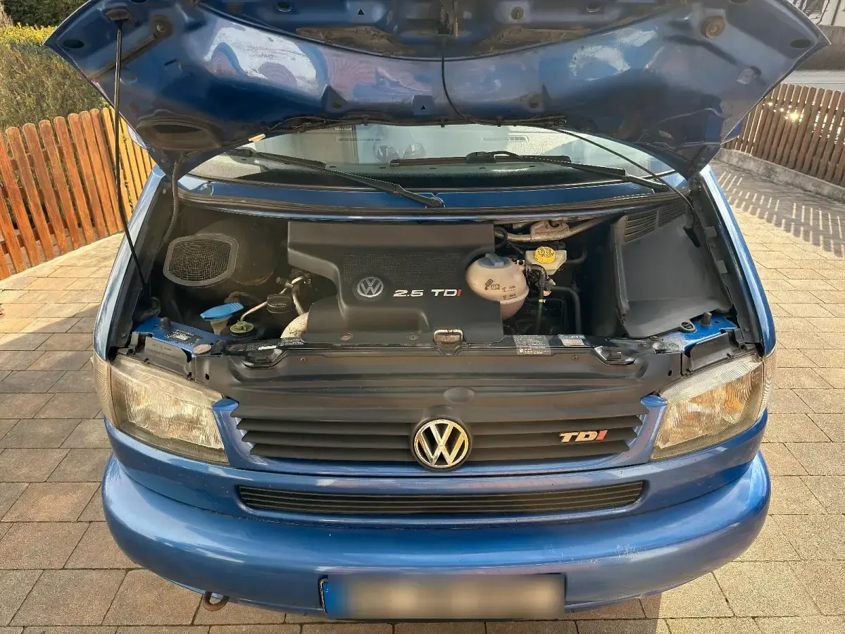 Gebraucht VW T4 151 PS (111 kW) 1998 Blau Van