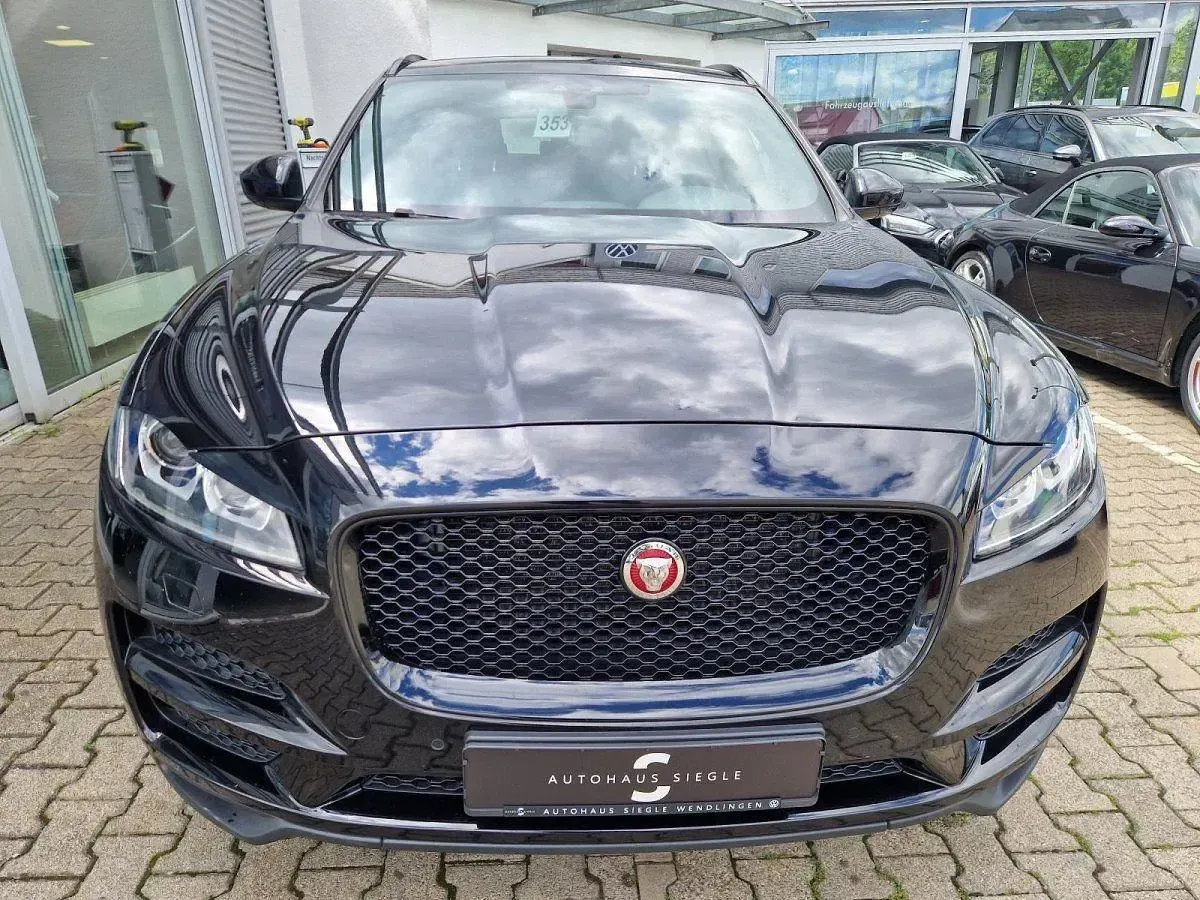 Gebraucht Jaguar F-Pace Prestige 179 PS (131 kW) 2019 Schwarz SUV