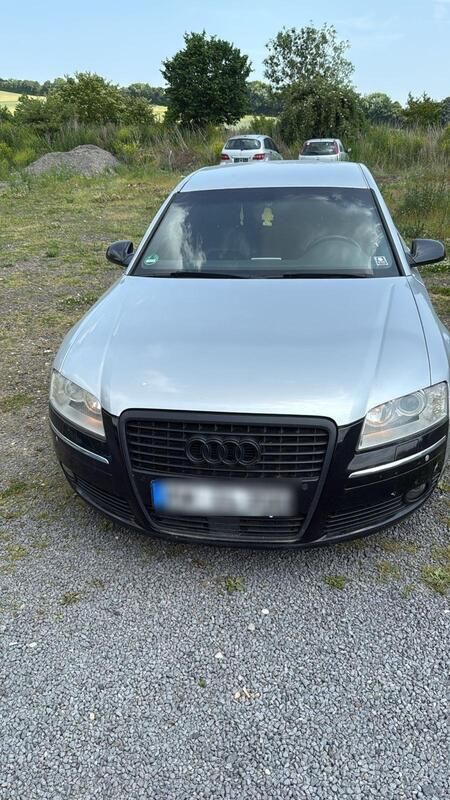 Silber Gebraucht 2007 Audi A8 Limousine | 2.900 € (Superpreis) - Bild 1/4