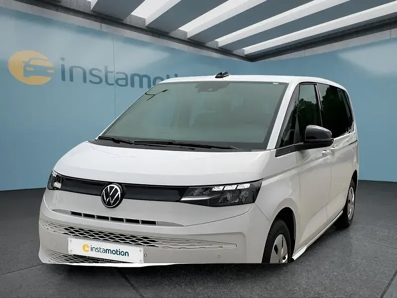 Gebraucht VW Multivan 150 PS (110 kW) 2023 Weiß Van / Kleinbus