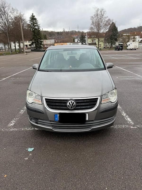 Gebraucht VW Touran 140 PS (102 kW) 2007 Grau Van / Kleinbus