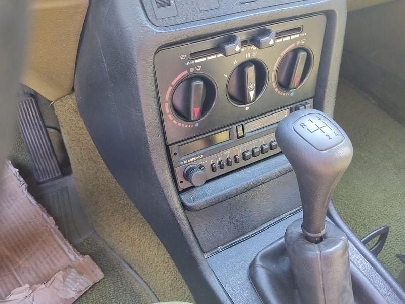 Gebraucht Mercedes 300 88 PS (64 kW) 1981 Grün Limousine