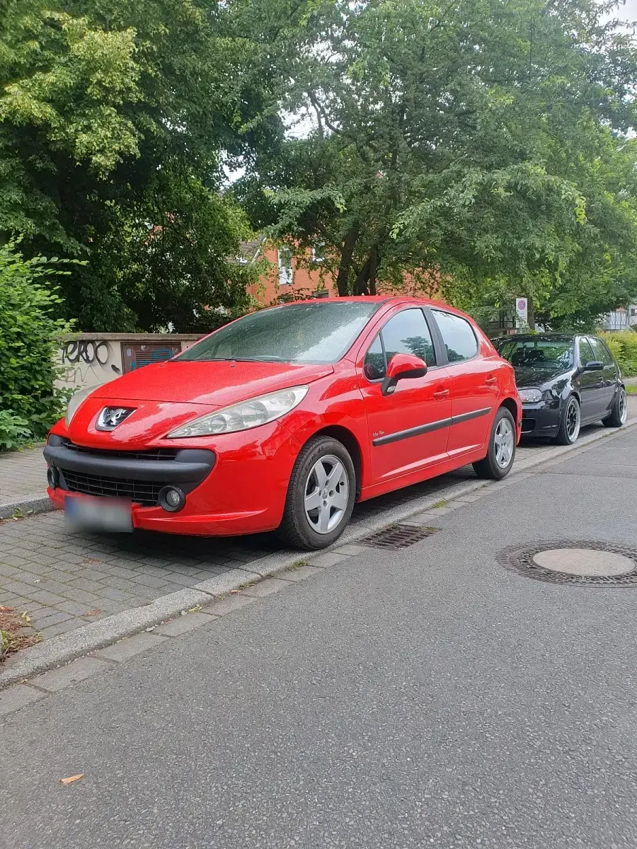Gebraucht Peugeot 207 84 PS (61 kW) 2008 Rot Limousine