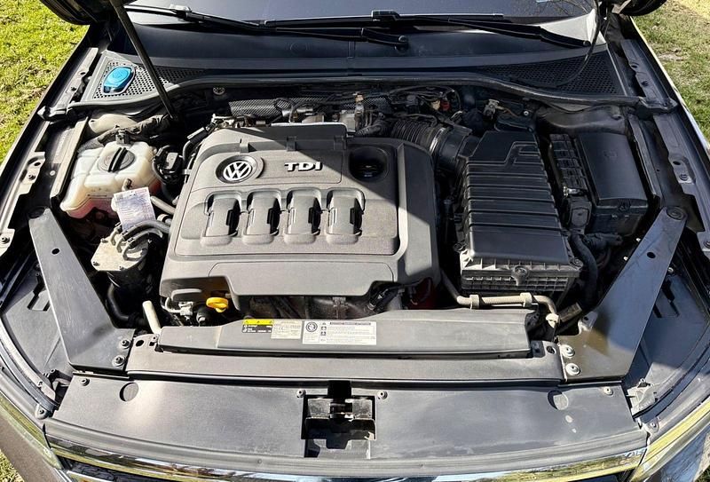 Gebraucht VW Passat Highline 239 PS (175 kW) 2016 Braun Kombi