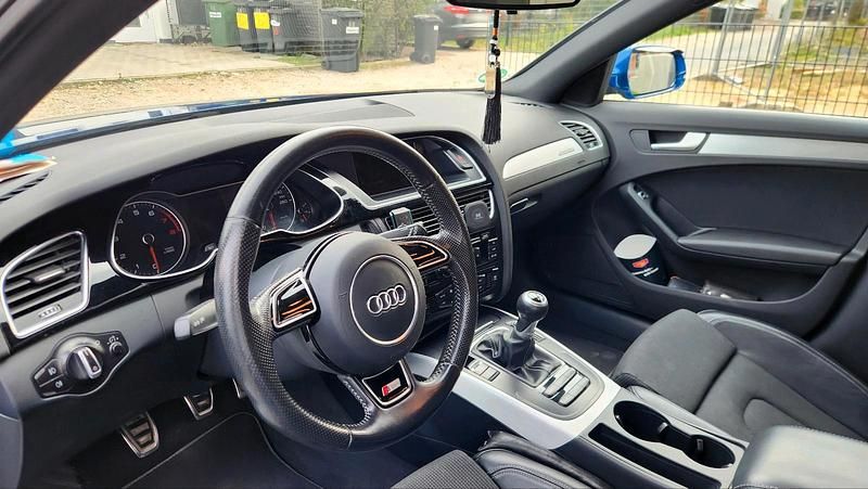 Gebraucht Audi A4 S-Line 170 PS (125 kW) 2015 Blau Kombi