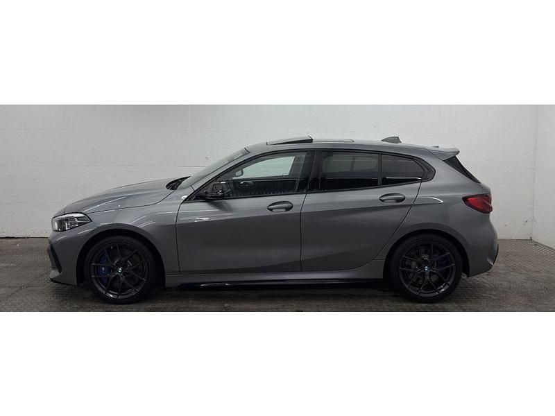 Gebraucht BMW M135 Performance 306 PS (225 kW) 2022 Skyscraper grau (metallic) Kleinwagen