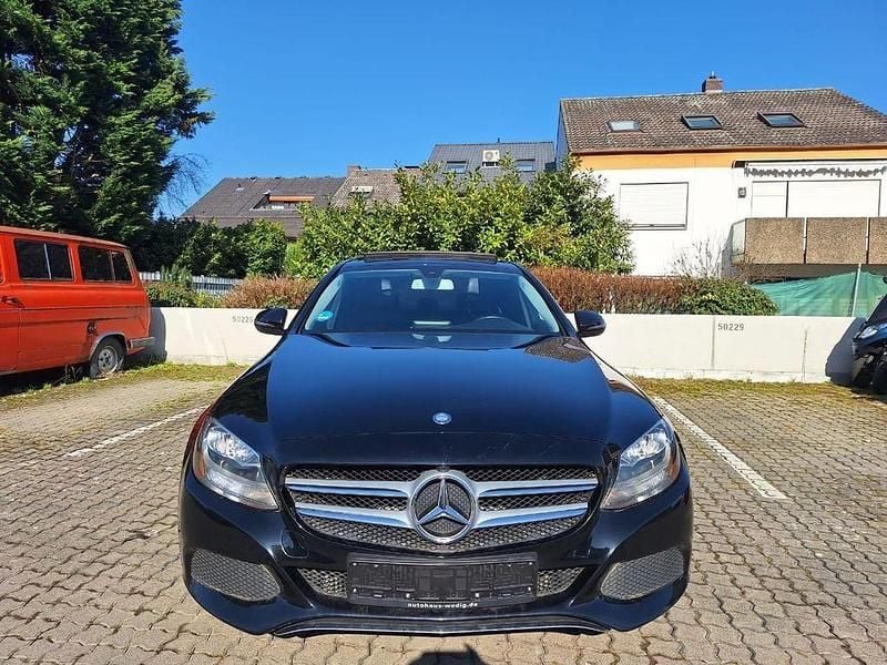 Gebraucht Mercedes C300 245 PS (180 kW) 2018 Schwarz Limousine