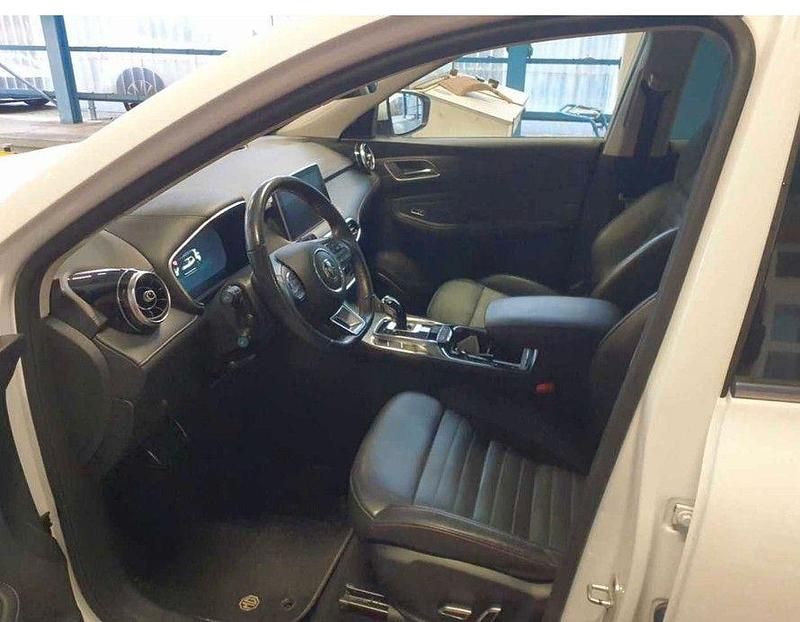 Gebraucht MG EHS Luxury 258 PS (189 kW) 2022 Weiß SUV