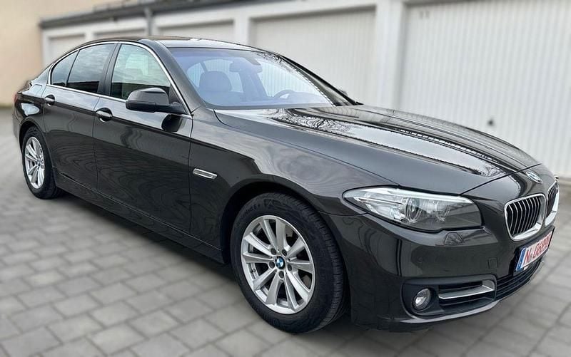 Gebraucht BMW 520 190 PS (139 kW) 2014 Braun Limousine
