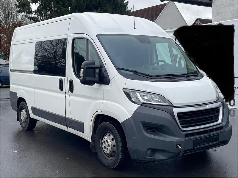 Weiß Gebraucht 2017 Peugeot Boxer Van | 7.500 € (Superpreis) - Bild 1/4
