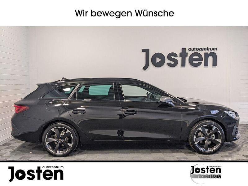 Gebraucht Cupra Leon 150 PS (110 kW) 2024 Midnight schwarz metallic Kombi