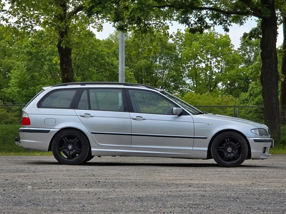 Gebraucht BMW 318 M Sport 143 PS (105 kW) 2002 Grau Kombi