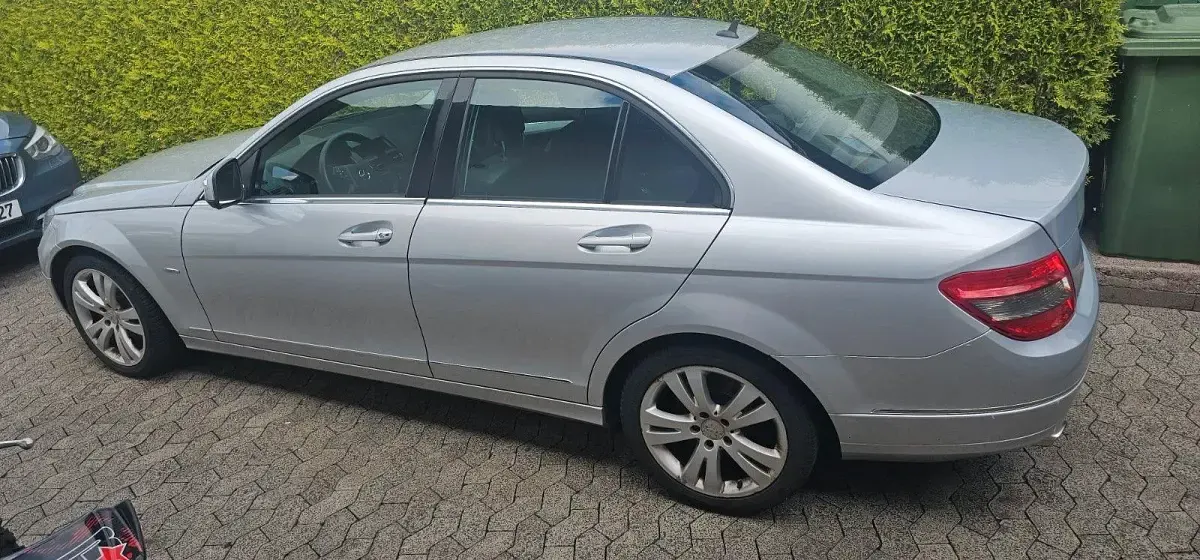 Gebraucht Mercedes C200 184 PS (135 kW) 2008 Silber Limousine