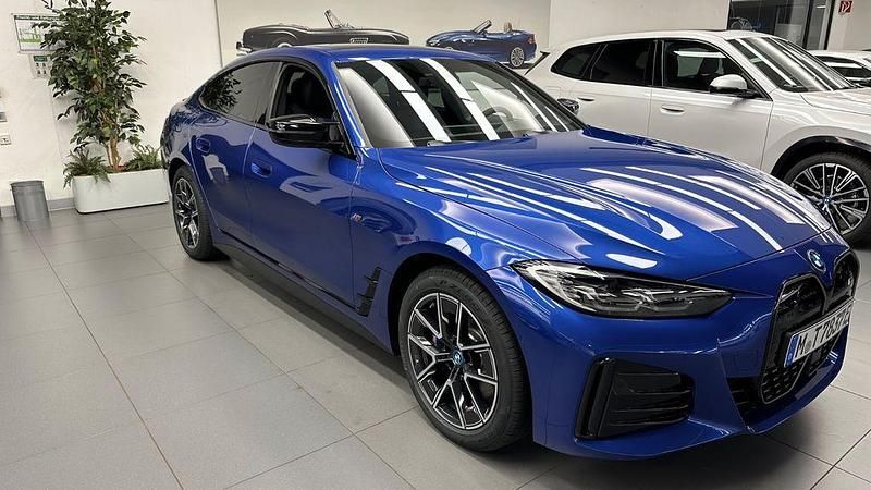 Gebraucht BMW i4 Performance 400 kW (544 PS) 2023 Blau Limousine