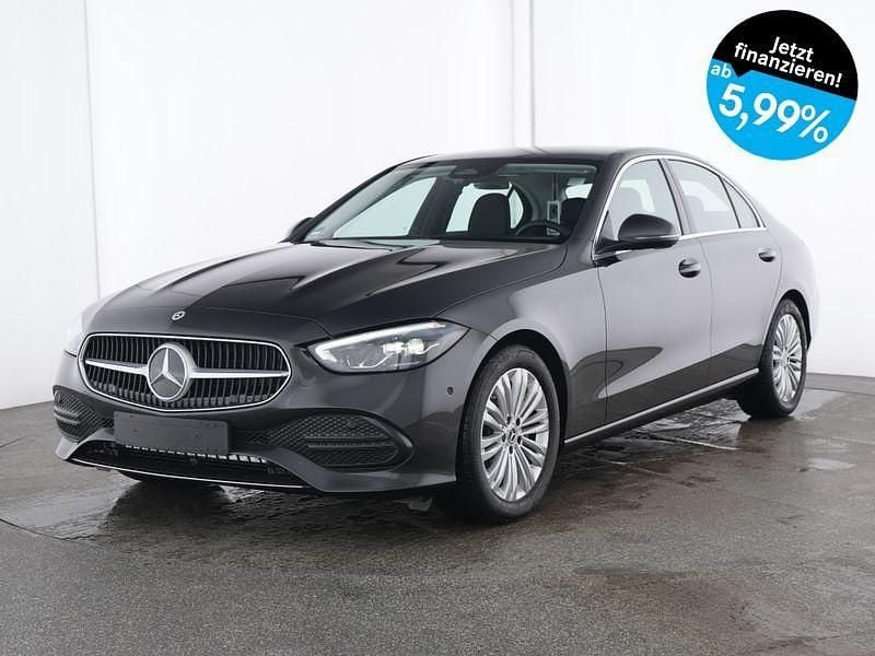 Grau Gebraucht 2025 Mercedes C180 Avantgarde Limousine | 37.480 € (Guter Preis) - Bild 1/4