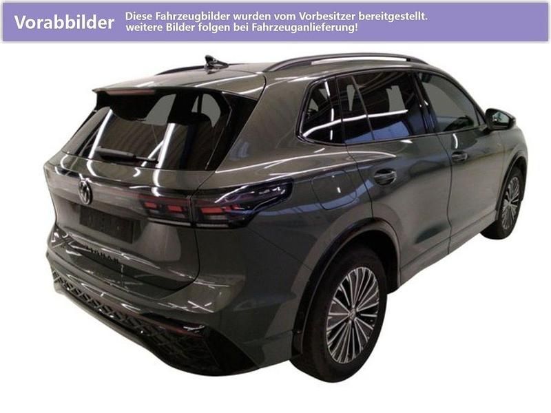 Gebraucht VW Tiguan Style 272 PS (200 kW) 2025 Cipressinogrün (green), metallic SUV