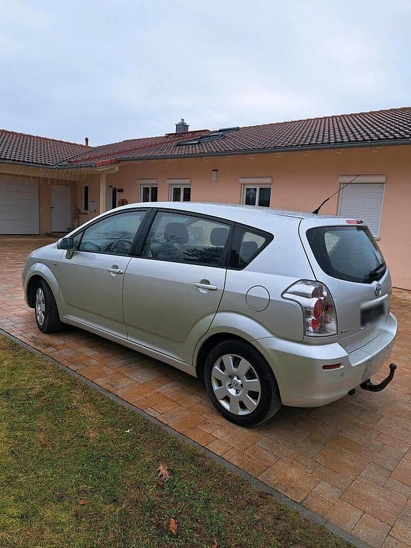 Gebraucht Toyota Corolla Verso 129 PS (94 kW) 2006 Silber Van / Kleinbus