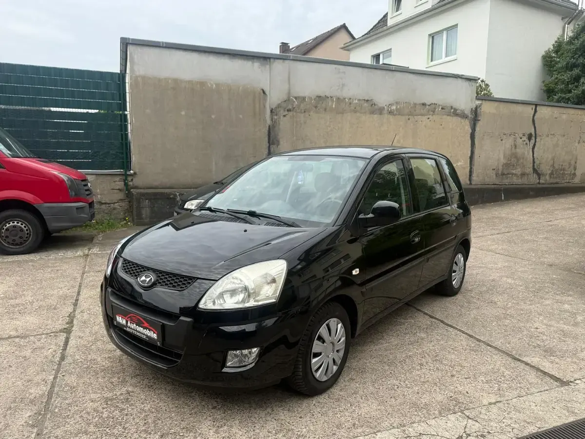 Gebraucht Hyundai Matrix Comfort 103 PS (75 kW) 2009 Schwarz Van / Kleinbus