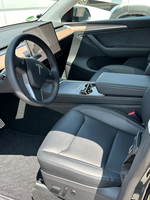 Gebraucht Tesla Model Y Performance 392 kW (534 PS) 2022 Schwarz SUV