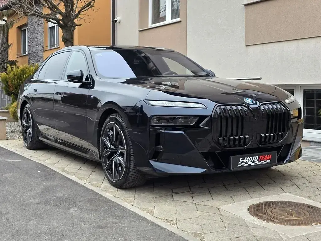 Gebraucht BMW i7 Executive 400 kW (544 PS) 2023 Schwarz Limousine