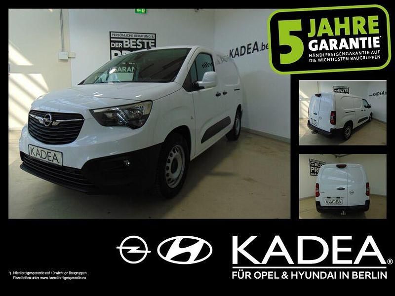 Weiss Gebraucht 2021 Opel Combo Van / Kleinbus | 17.290 € (Guter Preis) - Bild 1/4
