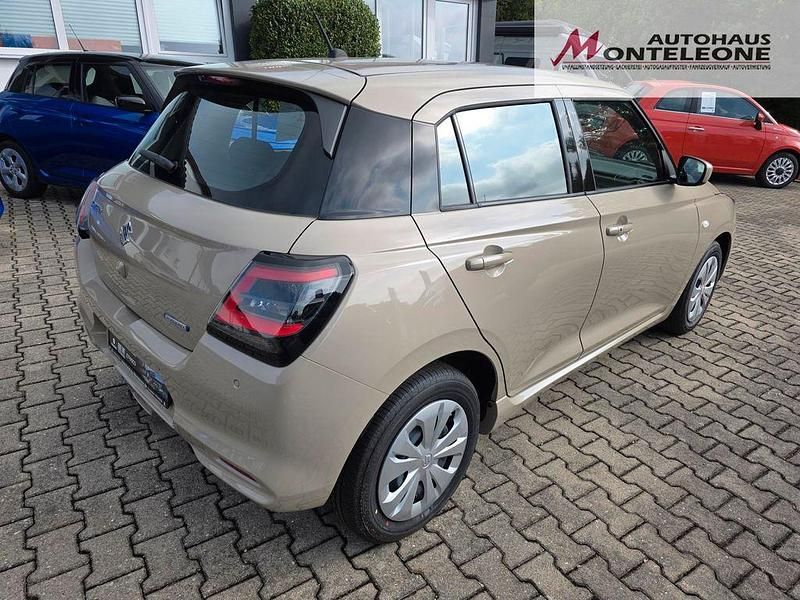 Neu Suzuki Swift Club 83 PS (61 kW) 2025 Caravan ivory pearl Kleinwagen