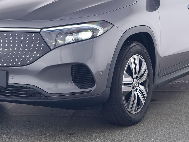 Gebraucht Mercedes EQA300 Night 167 kW (228 PS) 2024 Mountain grey metallic SUV