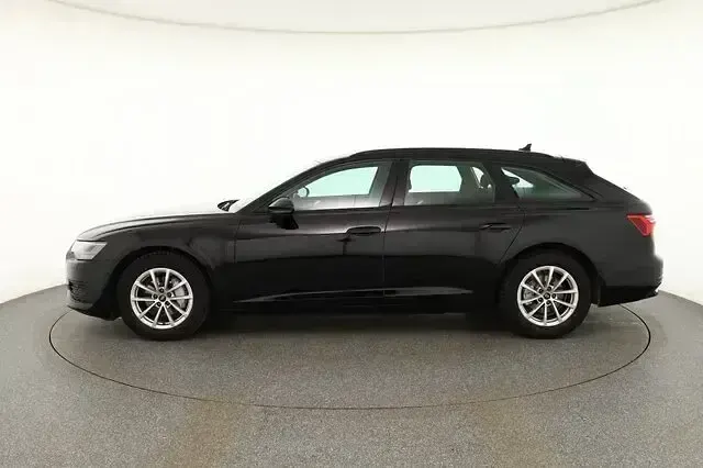 Gebraucht Audi A6 Comfort 163 PS (119 kW) 2022 Schwarz Kombi
