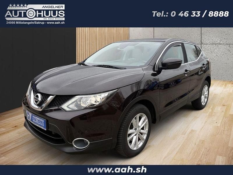 Schwarz (metallic) Gebraucht 2016 Nissan Qashqai SUV | 11.980 € (Fairer Preis) - Bild 1/4