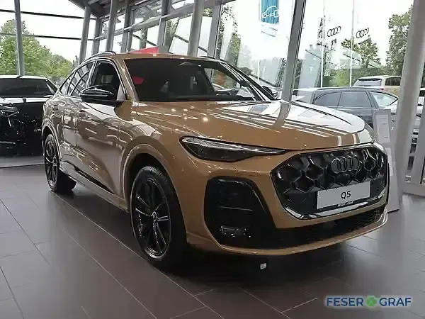 Gebraucht Audi Q5 Ambiente 204 PS (150 kW) 2025 Sakhirgold metallic SUV