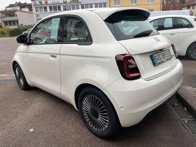 Gebraucht Fiat 500e 86 kW (118 PS) 2024 Weiß Kleinwagen