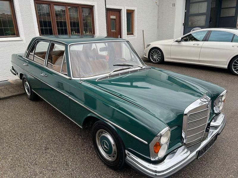 Gebraucht Mercedes 280 140 PS (102 kW) 1969 Grün Limousine