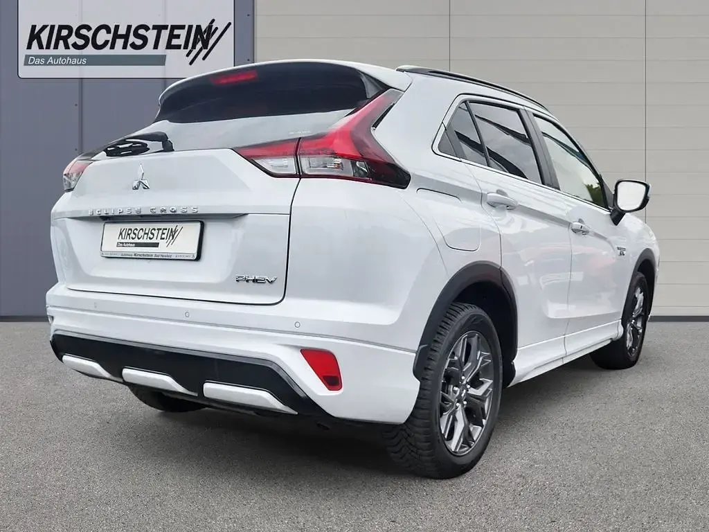 Gebraucht Mitsubishi Eclipse Cross Top 188 PS (138 kW) 2022 Weiß SUV