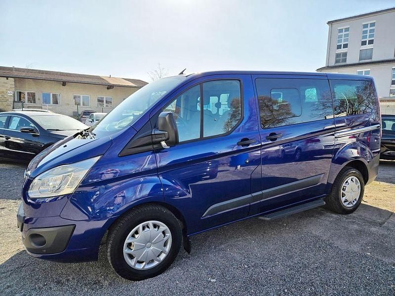 Gebraucht Ford Tourneo 125 PS (91 kW) 2016 Blau Van / Kleinbus