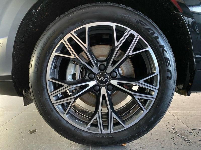 Gebraucht Audi Q3 Ambiente 272 PS (200 kW) 2025 Mythosschwarz metallic SUV