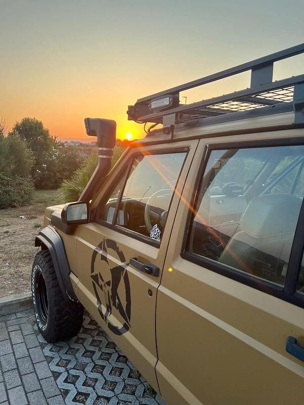 Gebraucht Jeep Cherokee 122 PS (89 kW) 1993 Beige SUV