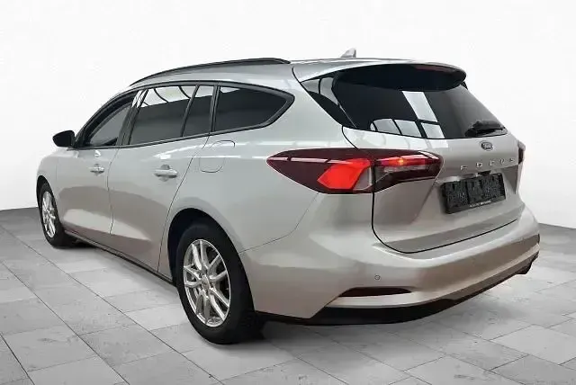 Gebraucht Ford Focus Cool & Connect 225 PS (165 kW) 2022 Silber Limousine