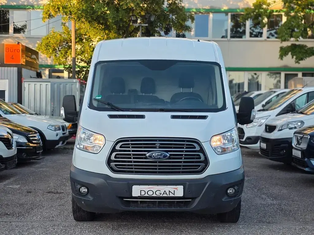 Gebraucht Ford Transit Trend 131 PS (96 kW) 2017 Frozen white Van / Kleinbus