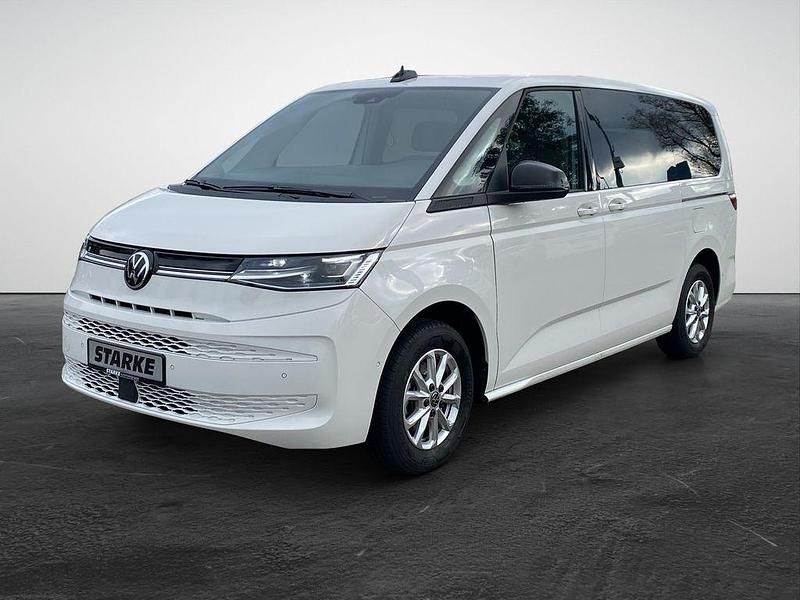 Gebraucht VW Multivan Life 150 PS (110 kW) 2024 Weiß (candyweiß) Van