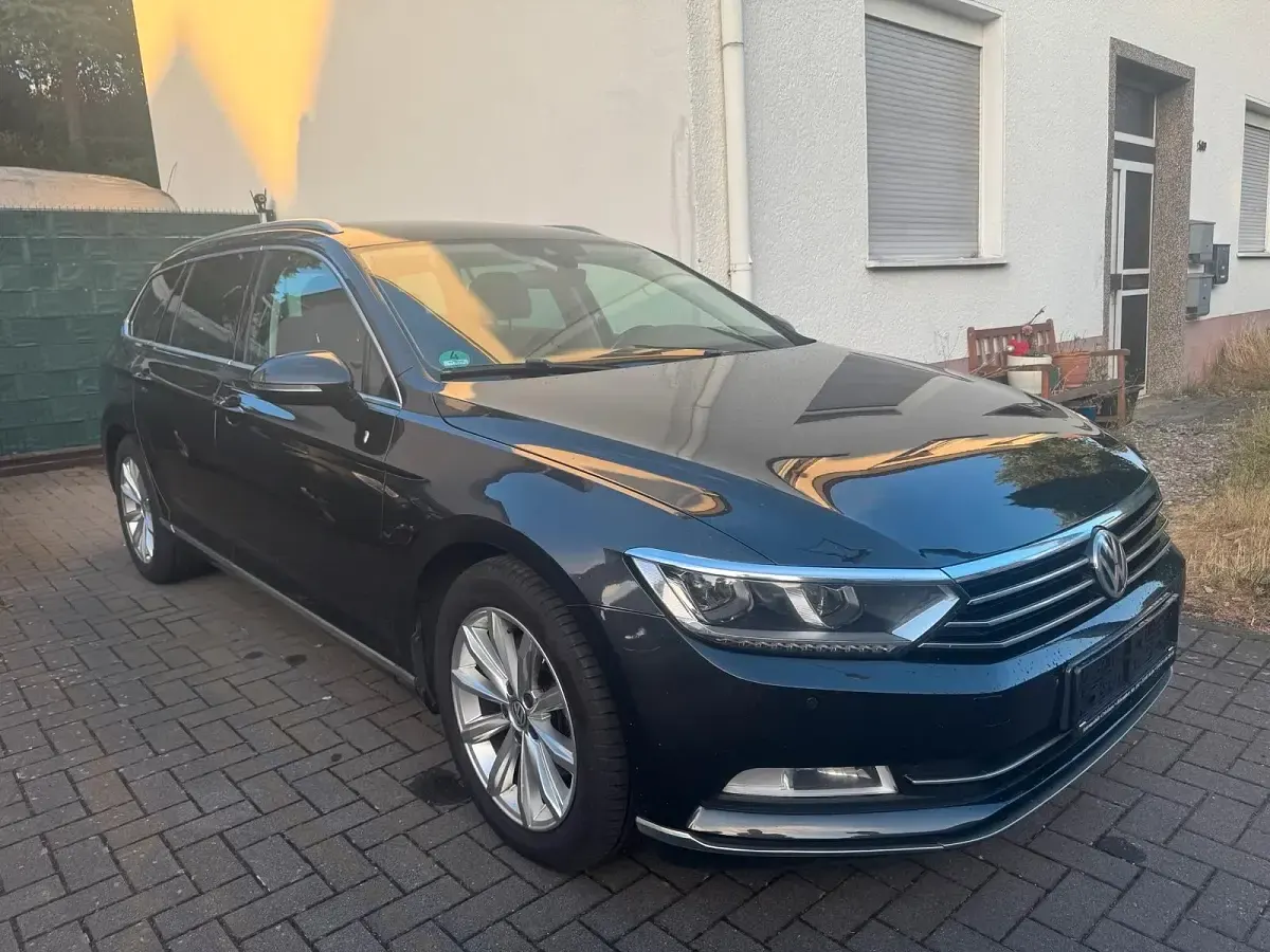 Gebraucht VW Passat 150 PS (110 kW) 2018 Schwarz Kombi