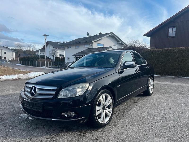 Gebraucht Mercedes C320 224 PS (164 kW) 2007 Schwarz Limousine