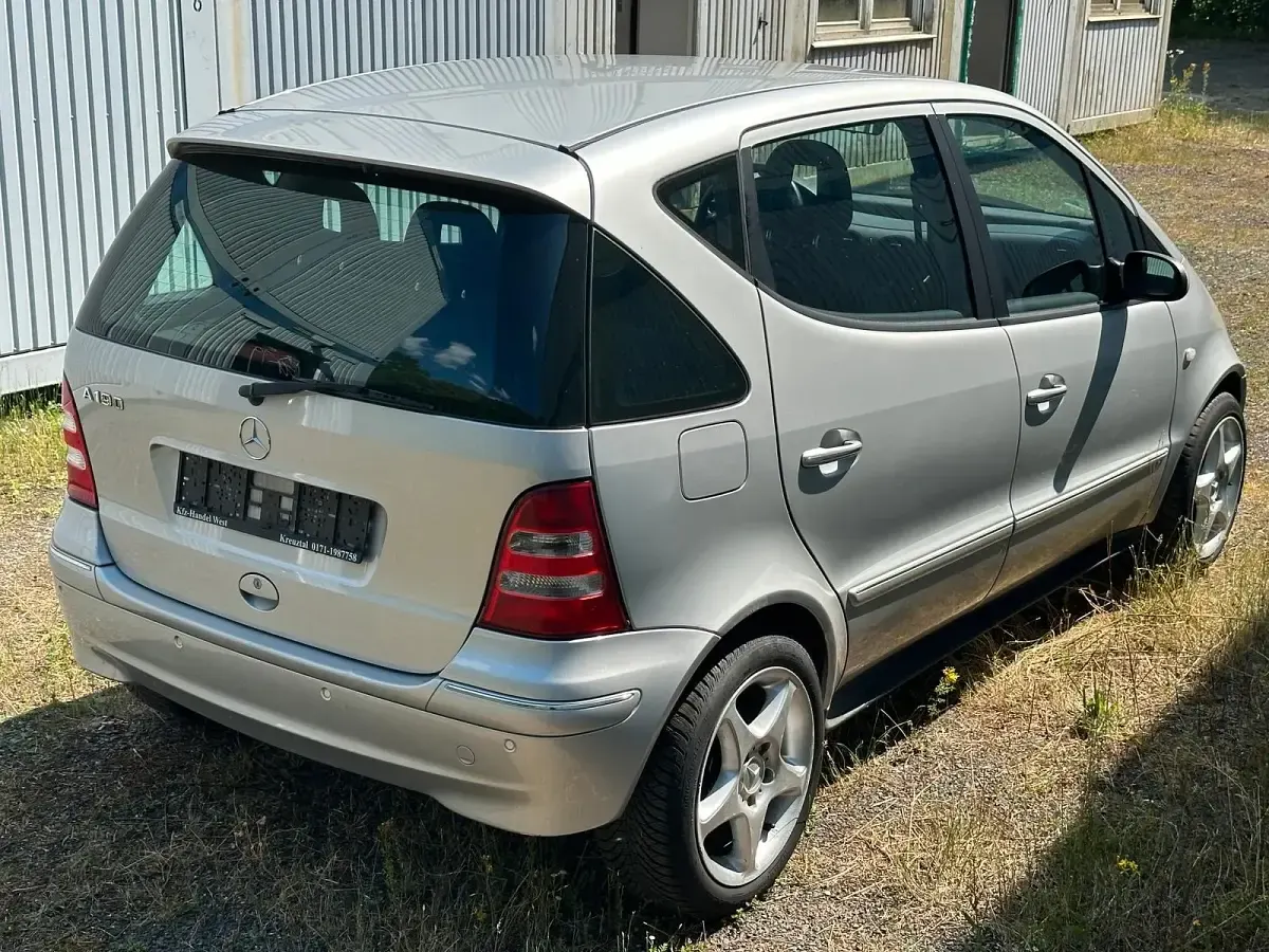 Gebraucht Mercedes A190 125 PS (91 kW) 2003 Silber Kleinwagen