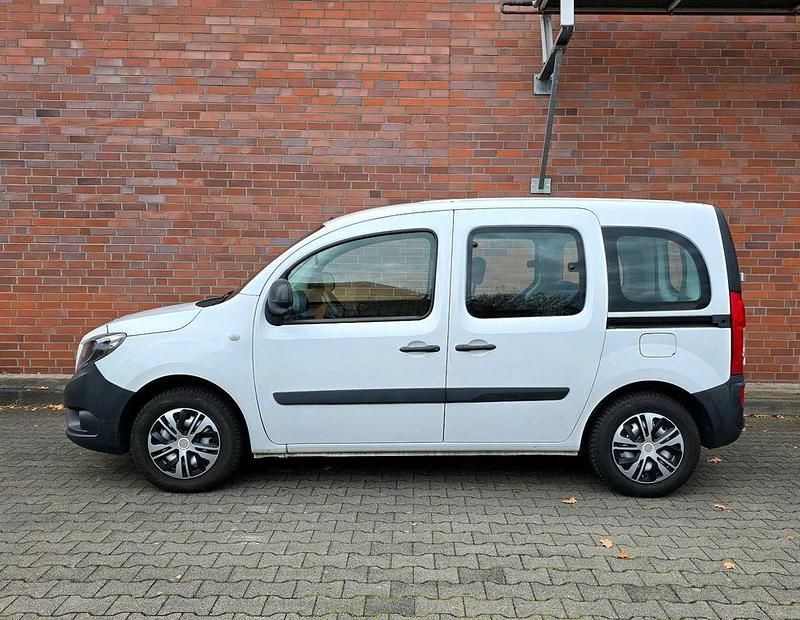 Gebraucht Mercedes Citan 112 114 PS (83 kW) 2018 Weiß Van / Kleinbus