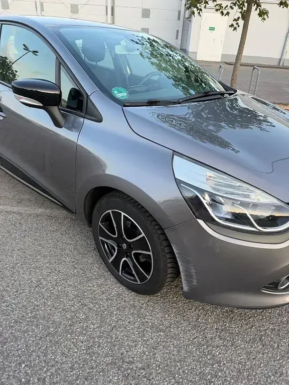 Gebraucht Renault Clio Initiale Paris 90 PS (66 kW) 2014 Grau Limousine