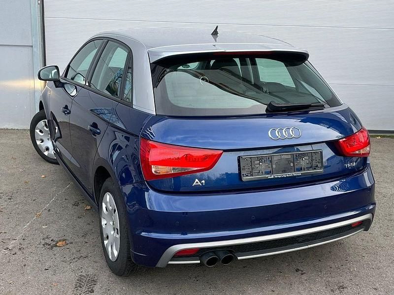 Gebraucht Audi A1 Sportback Ambition 122 PS (89 kW) 2014 Blau Kleinwagen